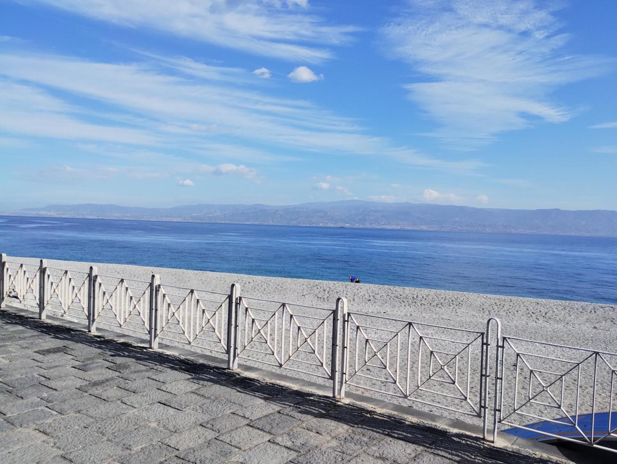 La Camera Nel Villaggio Messina Dış mekan fotoğraf